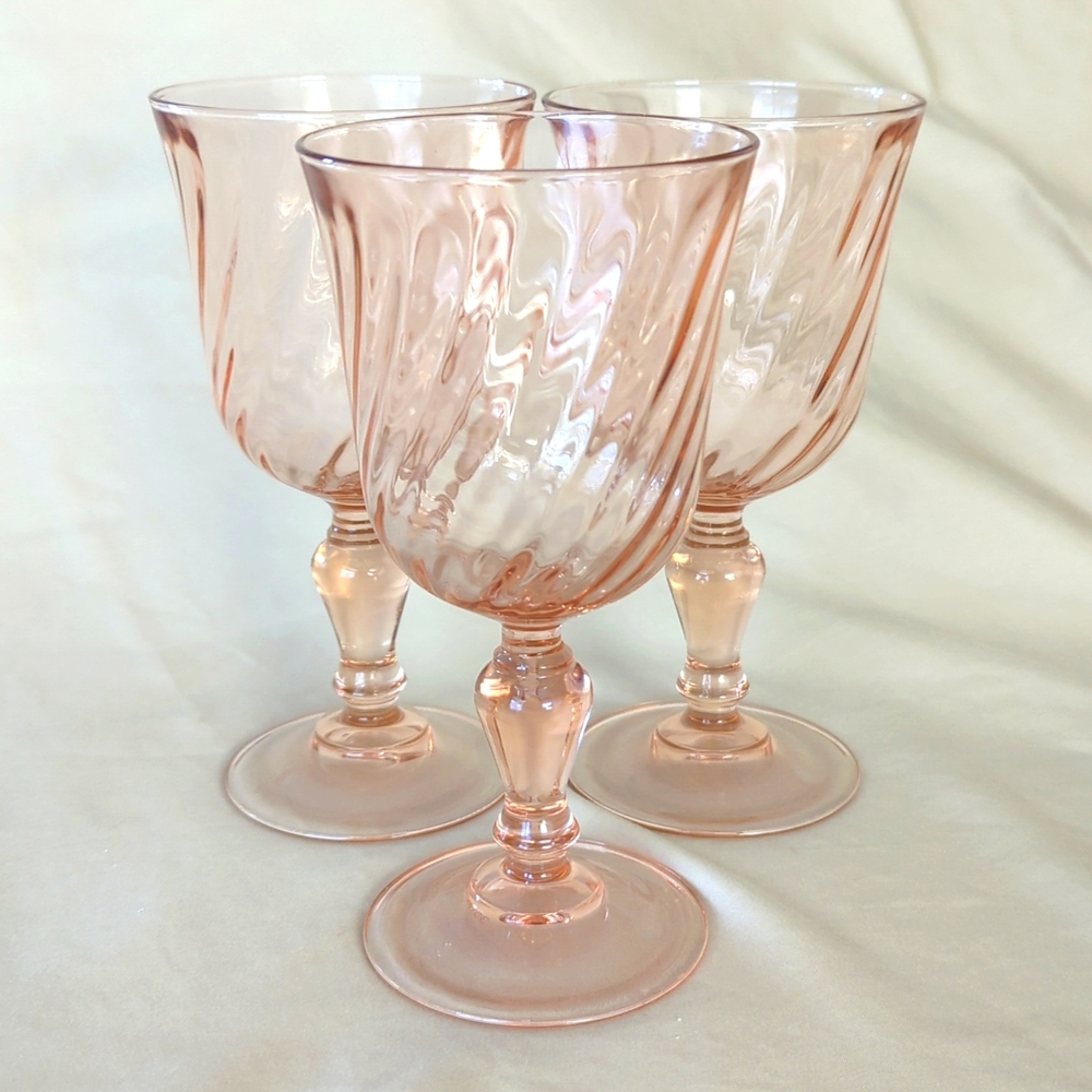Arcoroc of France Rosaline Blush Pink Swirl Depression Glass Goblet Set …